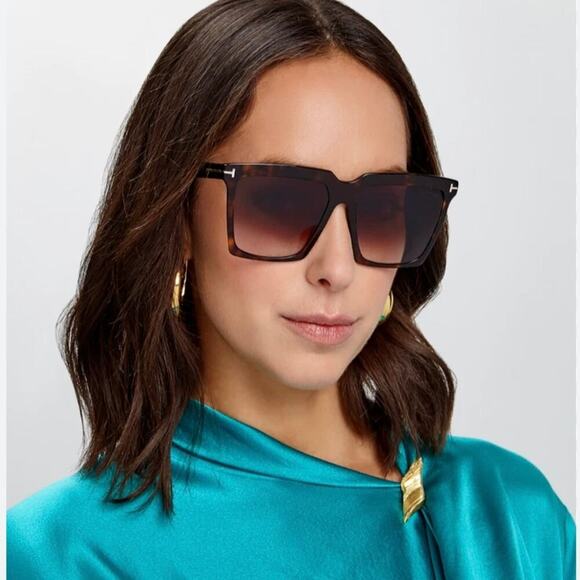 New, TOM FORD Sabrina-02 Sunglasses TF764 52H Authentic main image 9